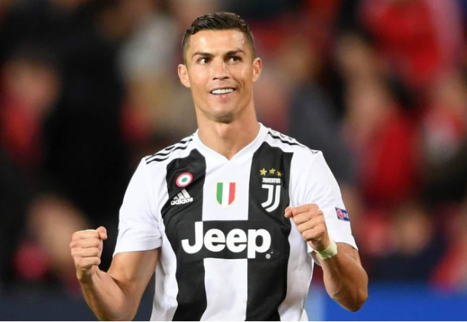 萨拉赫称凯恩曾10场不进球，opta：凯恩生涯没有过6场首发球荒（萨拉赫称凯恩曾10场零进球，Opta否认：其生涯无连续6场首发球荒）