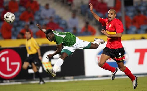 湖人末节连续得分，锁定胜局（湖人末节一波流锁定胜局）