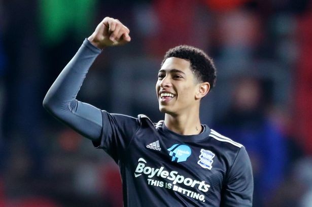 传闻：拜仁非常欣赏埃弗顿边锋恩迪亚耶（消息称，拜仁青睐埃弗顿边锋恩迪亚耶）