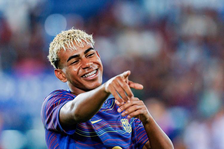 克尼佩尔赛季第7次砍下25+，其他所有新秀后卫合计6次（克尼佩尔本季第7次拿下25+，其余新秀后卫合计仅6次）