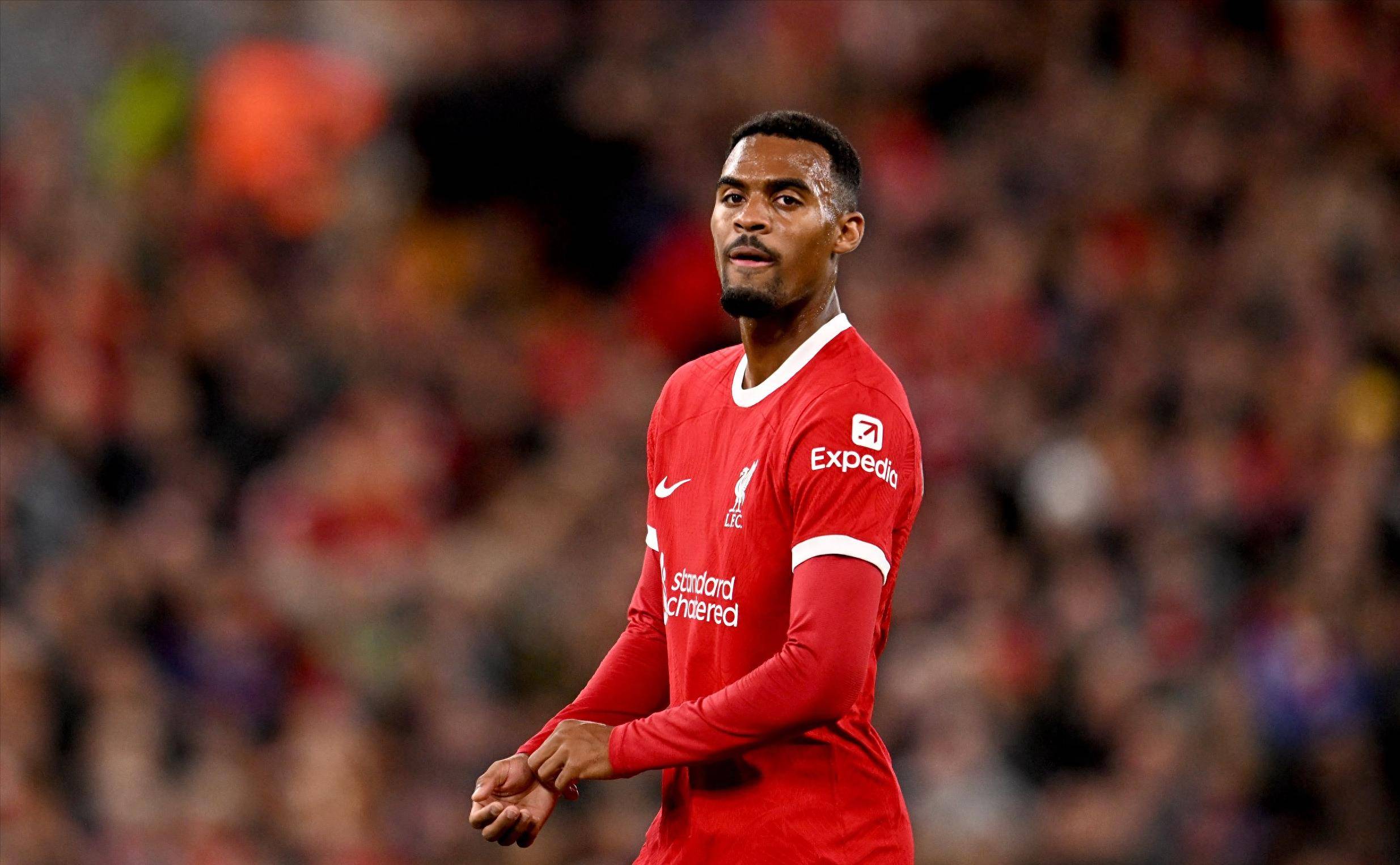 图片报：戴维斯即将复出，穆西亚拉预计明年初回归（《图片报》：戴维斯伤愈在即，穆西亚拉有望明年年初归队）