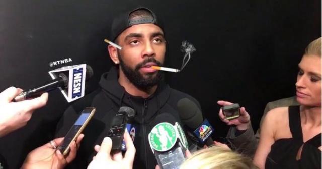 海纳：有一两家英超球队曾对孔帕尼有意，但我们是拜仁慕尼黑（海纳：英超球队也想要孔帕尼，但我们是拜仁慕尼黑）