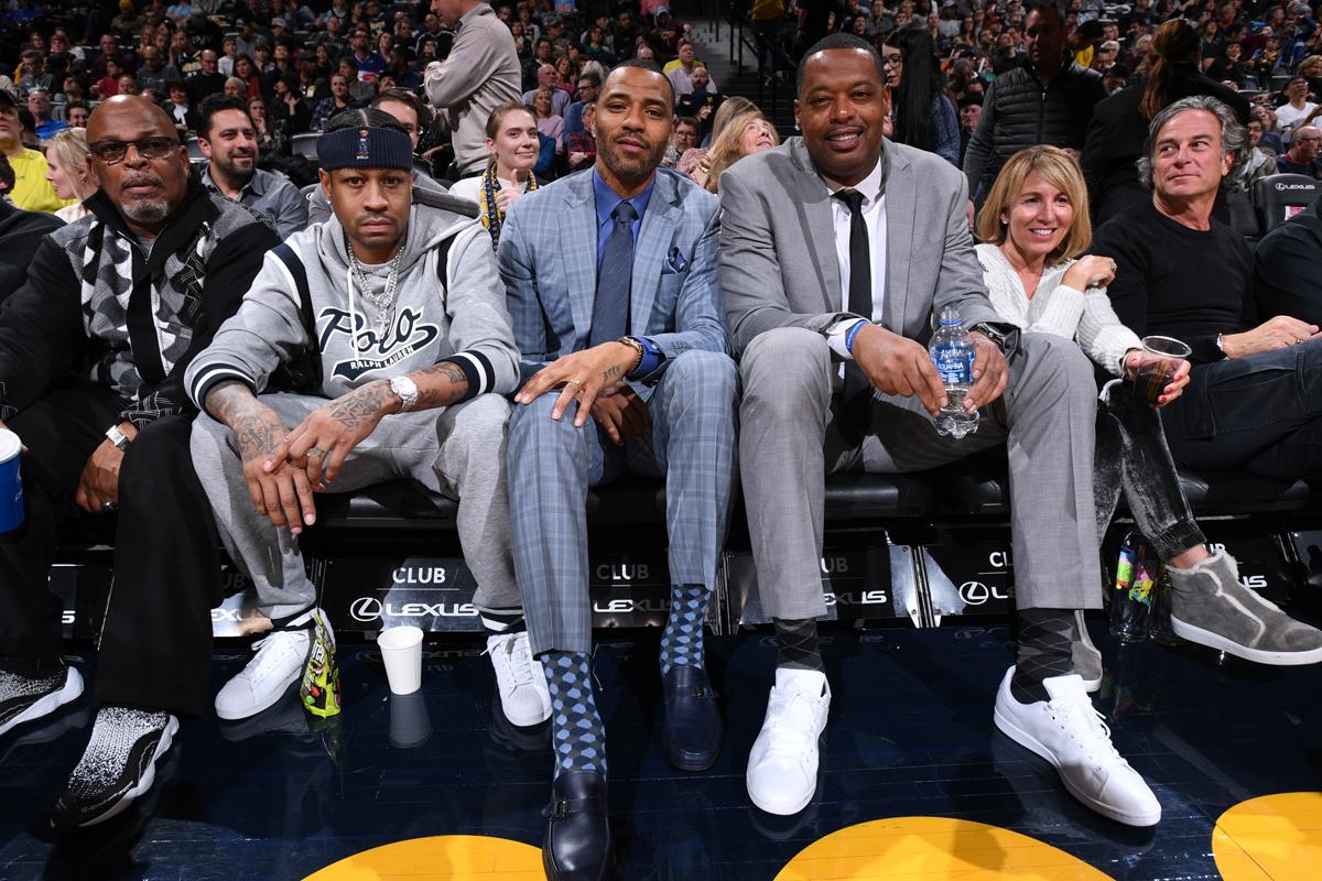 圣诞礼物！东契奇购置103辆电动自行车送湖人球员和工作人员（圣诞大手笔：东契奇为湖人球员及工作人员购置103辆电动自行车）