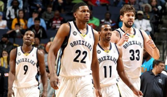 记者：尤文、国米等意甲俱乐部考察热那亚中场马利诺夫斯基（马利诺夫斯基获尤文、国米等意甲俱乐部考察）