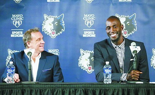 玉昆外援奥斯卡在老家开车时车辆突然起火，好在人没事（玉昆外援奥斯卡在老家驾车遭遇车辆自燃，所幸人身无恙）