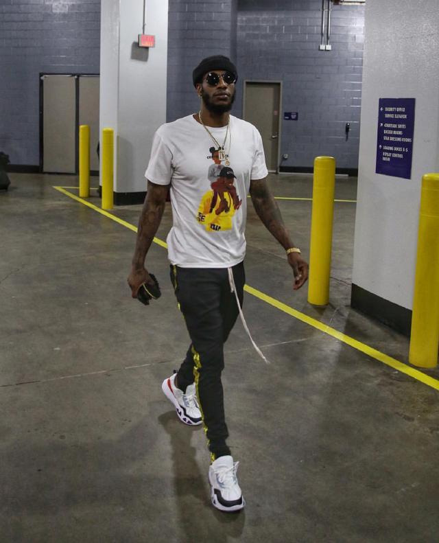 全市场：尤文与那不勒斯对格雷茨卡有意，正关注其续约情况（全市场：尤文与那不勒斯有意格雷茨卡，正密切关注其续约进展）