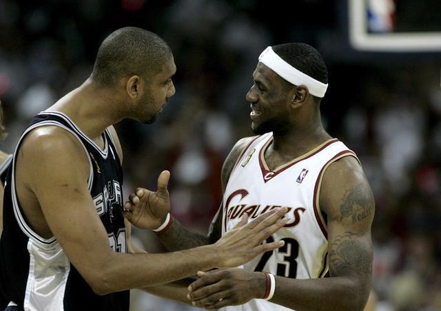 25赛季J联赛最佳颁奖：早川友基MVP，罗德里格斯最佳教练（J联赛25赛季年度颁奖：早川友基当选MVP，罗德里格斯获最佳教练）