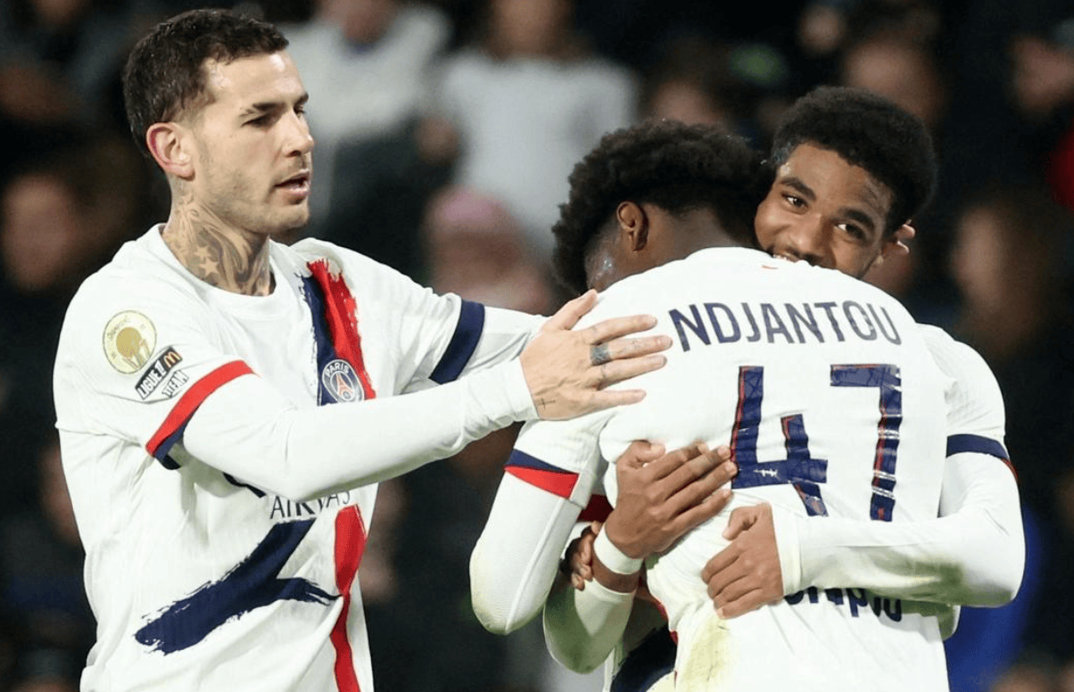 体图：拜仁、药厂等队看上16岁中场艾希霍恩，赫塔要价2000万（德媒体图：拜仁、勒沃库森等队看中16岁中场艾希霍恩，赫塔标价2000万）